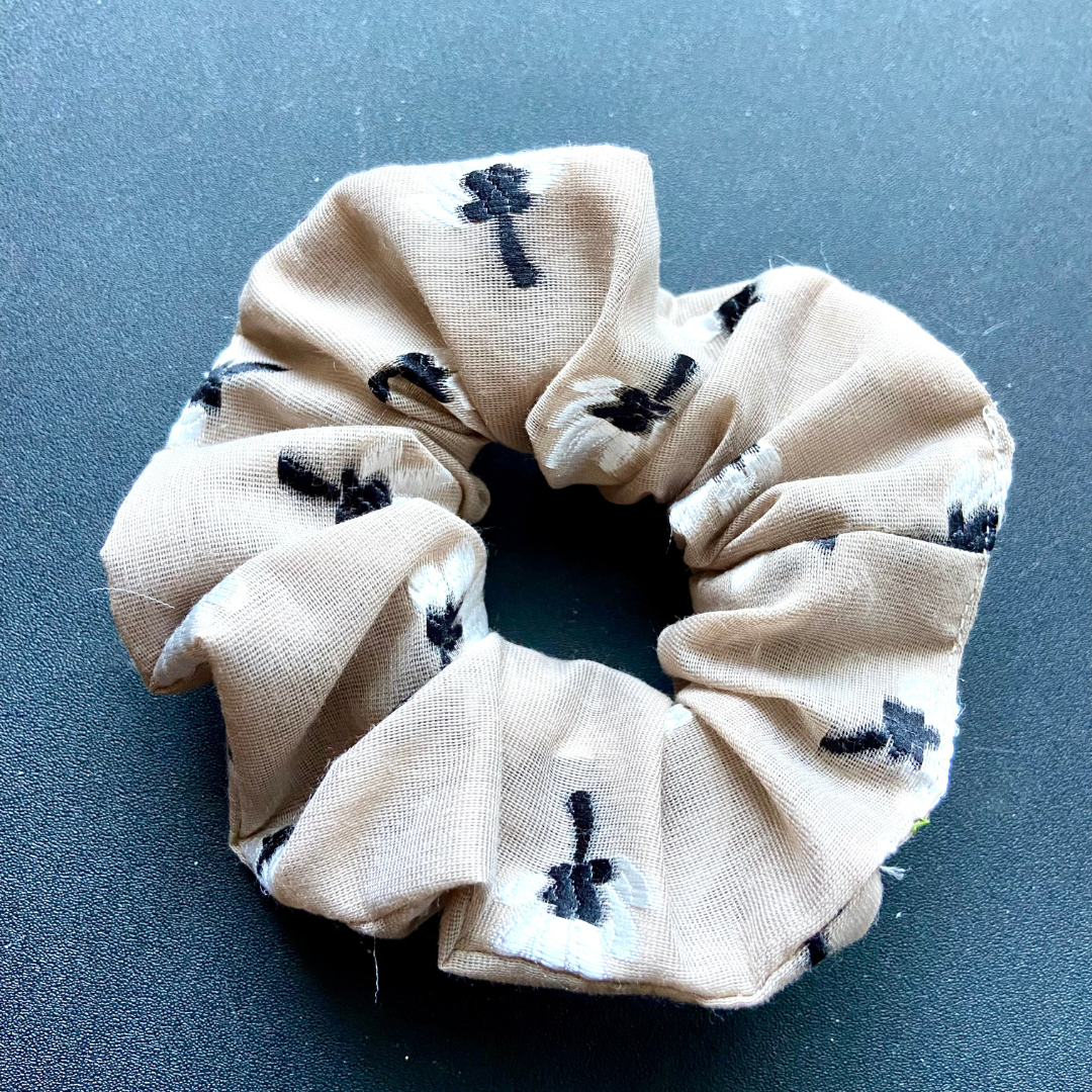 How to Sew a Scrunchie